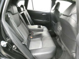 U-Carの販売だけでなく自動車保険、携帯電話の販売も行っております。