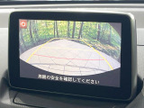 【バックカメラ】駐車時に後方がリアルタイム映像で確認できます。大型商業施設や立体駐車場での駐車時や、夜間のバック時に大活躍!運転スキルに関わらず、今や必須となった装備のひとつです!