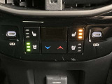 後部座席にもシートエアコンUSB Type-Cポートがついています。