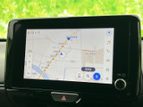 現在地周辺の道路や施設を画面で確認でき、目的地設定にも活用できます。分かりやすい地図表示で、初めて訪れる場所への移動や日常のお出かけをサポートします。