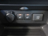 トヨタ認定中古車の場合、トヨタが定める厳しい基準をクリアし、まるまるクリン+保証+車の状態がわかる車両検査証明書の3つがセットされたとても安心なお車です♪
