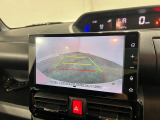 バックカメラついてます。しかもディスプレイオーディオ♪見た目もスマートで操作も簡単。車内の快適さがグッと上がるので、ぜひ一度使ってみてください