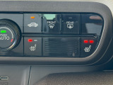 シートヒーターも装備しています!!運転席・助手席の座面、背もたれも暖かくなります!