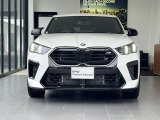 【ご納車後について】遠方のお客様はお住まいのエリアのBMWサービス工場にてメンテナンスを受けて頂けます。現地BMWへのお取次ぎなどもさせて頂きますのでご安心下さい。