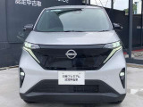 ハイビームアシスト装備。前方検知カメラで先行車や対向車のライト等を検知すると、ハイビームで走行していても自動でロービームに切り替わるので、ハイビーム走行頻度を高め、安全運転をサポート致します。