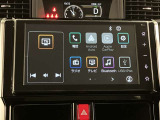 いまや必須装備「ナビゲーション」搭載!知らない場所に、スイスイッとドライブ。なんて便利な機能でしょうか?もう、これなしではハンドルを握れませんね!でも、運転中の操作は危険ですのでご注意ですね♪