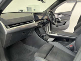 【お車の品質について】内外装の状態をより詳しくお伝えするため第三者機関《AIS》による公平かつ厳正な検査を実施いたします。お車の状態を数値化した車両評価証もご覧頂けます。※検査待ちの場合もございます。