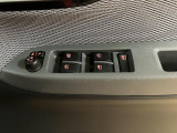 もちろん電動格納ミラー、パワーウィンドーも装備です!
