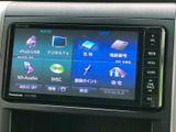 画面からナビやオーディオなどの項目を選べる構成です。複数の機能が一覧で表示され、目的に合わせて選択しやすいため、日常の移動を便利にサポートします。
