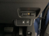 ビルトインタイプの【ETC】で見た目もスッキリ。高速道路の利用にとても便利です。