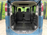 普段のお買い物や通勤、送迎等に十分な荷室スペースを確保しております。セカンドシートを倒すと、大きな荷物の積載も可能です♪