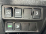 バックドアの開閉が運転席のスイッチからでもできます(*^^*)