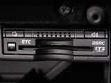 ★ETC(DSRC)が装備されています!!社外品とは違い収まりの良いデザインが人気!高速道路を利用する際は必需品ですよね!!ストレス無く料金所を通過出来ます!!