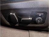 【コックピットシート】BMW車の主役席。車体中央にくる様に配置し車両重心とが一致する事でドライバーと車との一体感あるドライビングを実現。人間工学に基づき形成した形状が長時間のドライブ疲労も軽減します!