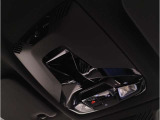 【BMWSOSコール】車両の衝突や横転を検知した際やエアバッグが展開するような深刻な事故が発生した際に、車両標準装備の専用通信機器から自動的にSOSコールを発信するシステムです。24時間対応可能です!