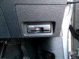 ETC車載器が付いています。ここも、あそこも、、最近はスマートインターチェンジも増えてきましたよね!最初から付いているので、お買い得^^
