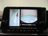 左サイドカメラとフロントカメラ運転席から死角となりやすい車両左前部分や前方もバッチリ見えます