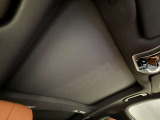 メルセデス・ベンツの定める厳しい基準をクリアしたお車のみをご案内させて頂きます。納車前整備はメーカー規定に基づき100項目以上にも及ぶ点検を熟練のメカニックによって行いご納車させて頂きます。