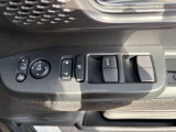 ☆お車についた傷やヘコミ、事故の修理もハヤシにお任せください。自社鈑金工場で修理ができますの安心です☆