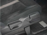 ◆シートハイトアジャスター◆運転席を上下に高さ調節ができます!運転ポジションを体格に合わせてシート調整できます。