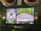 【アラウンドビューモニター】専用のカメラにより、上から見下ろしたような視点で360度クルマの周囲を確認することができます☆死角部分も確認しやすく、狭い場所での切り返しや駐車もスムーズに行えます。