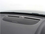 【harman/kardon】世界のオーディオファン垂涎のプレミアムサウンドシステムを搭載。原音に近い音場空間を忠実に再現。乗る人すべてに最良の音響体験を提供します。