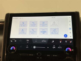 当社では展示前にハンドル、ドアノブ、シフトノブなど内装表面を強力除菌しております。二酸化塩素の協力な酸化分解作用を利用したシステムです。
