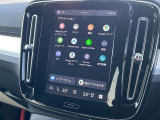 Google搭載によりさまざまな機能をハンズフリー操作できます。フロントにはシートヒーター、ステアリングホイールヒーターを装備!北欧スウェーデン発祥のブランドならではのオプションです。