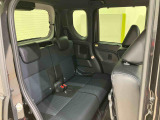 新車・中古車・サービス工場一体型店舗です。中古車はもちろん、ダイハツの新車も販売しておりますので是非一度ご来店下さい!