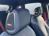 BOSE PERSONAL PLUS搭載です。ヘッドレスト内蔵スピーカーによる包まれるよなサウンドをお楽しみください。
