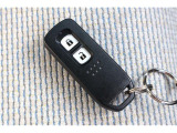 いまや必須のスマートキーも装備!施錠、解錠、エンジンスタートも身につけているだけで可能です!