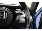 Hondaセンシングの機能のひとつ、アダプティブクルーズコントロール付!アクセルから足を離しても設定したスピードと前車との車間を保ち走行してくれます!車線維持もアシスト☆高速道路で疲労軽減ですね☆