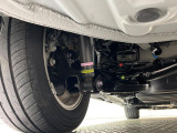 お車を安心してお乗りいただく為には、足回りの定期点検が欠かせません。サービスサポート(有償保証)では無料点検もご提供しており、安心のカーライフをお過ごしいただけるサポート体制が整っています。