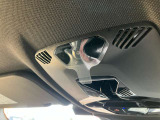 インテリアカメラ:MYBMWアプリから車内の確認する事ができます。任意のタイミングで車内の様子を写真に残せます。