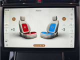 【シートヒーター&クーラー】フロントシート3段階調節が可能なシートヒーター&クーラーが内蔵されております。季節を問わず重宝するオプション装備です。