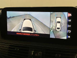 レクサスのお車はすべてバックモニターを標準装備。駐車時のご不安を解消する、パノラミックビューモニターも装備しています。