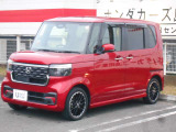 ボディーカラーはプレミア区クリスタルレッドメタリックです☆