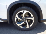 225/55R18