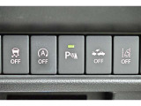 中古車をキレイで気持ちよくお乗りいただけるよう、エンジンルームからシートを外した洗浄まで、目に見えない部分も徹底的に洗浄しています!