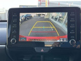 バックモニターつきですから車庫入れもラクになりますね とても便利でうれしい安全装備です(^^♪