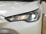 LEDヘッドライトです。デザイン性がよくとても明るいので、夜間の走行や悪天候でも安心です。しかも長寿命!