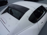 オープン走行を快適にするための機能性が、走り慣れた道さえ、楽しく変えていきます。