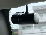 ドライブレコーダ搭載してます。万が一の時に活躍してくれます。