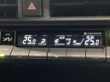 左右独立温度コントロールフルオートエアコンです。運転席、助手席それぞれで独立して温度設定ができます。冷え性の方が乗っても安心ですね♪