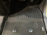 大阪ダイハツ販売(株)U-CAR八尾 までご連絡お待ちしております☆ 気になる事はなんでもお気軽にお問い合わせください!