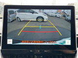 【バックモニター】後ろのカメラの映像がモニターに映し出されるので、後方の見えない死角や、障害物との距離感などもしっかり安全確認することができます!