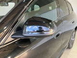 自動防眩 ヒーター内臓 LEDウィンカー内臓ドアミラー 自動防眩はミラーに無段階に反射率を調整し後続車の眩しいライト反射を軽減し夜間の安全な運転に貢献します。