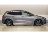 【24時間ツーリングサポート】メルセデスの認定中古車「サーティファイドカー」では、専任のオペレーターがコールセンターに24時間365日待機。応急処置や、車両の牽引などサポート致します。