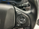 【アダプティブ・クルーズ・コントロール】予め設定した車速内でクルマが自動的に加減速。 前走車との適切な車間距離を維持しながら追従走行し、高速道路でのドライバーの疲労を軽減してくれる嬉しい機能付♪