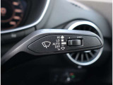 Audi正規ディーラーが高品質をお約束。高度な訓練・教育を受けたAudi専任メカニックが、100項目にもおよぶ精密な点検を実施いたします。すべてをクリアしたAudi車だけが、あなたのお手元に届けられるのです。